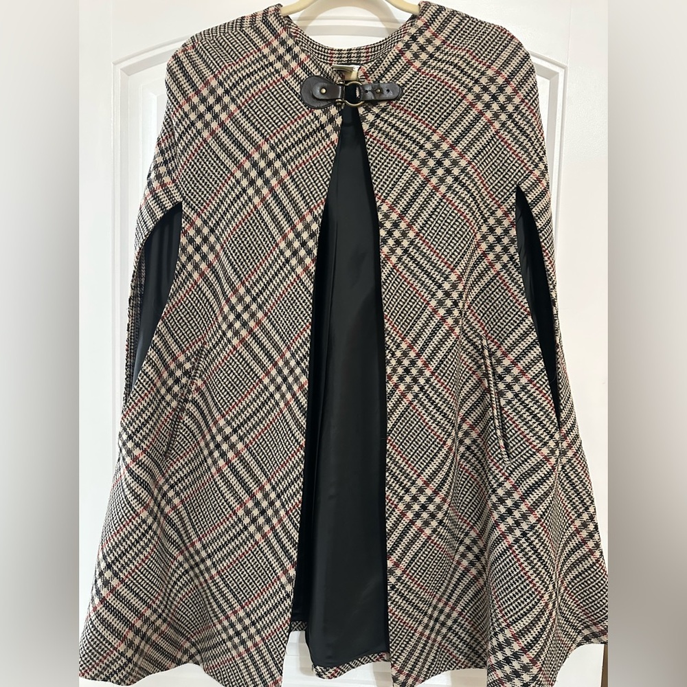 Orvis Plaid Poncho with Brown Buckle